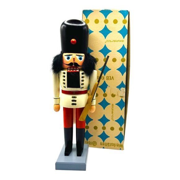 Vtg Freiberger Raum Und Tafelschmuck Erzgebirge German Nutcracker Soldier /Rifle - Picture 7 of 8